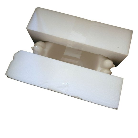 Pottery Barn Four Calling Birds Serving Bowl Twelve Days of Christmas NIB DH548 - Picture 4 of 9